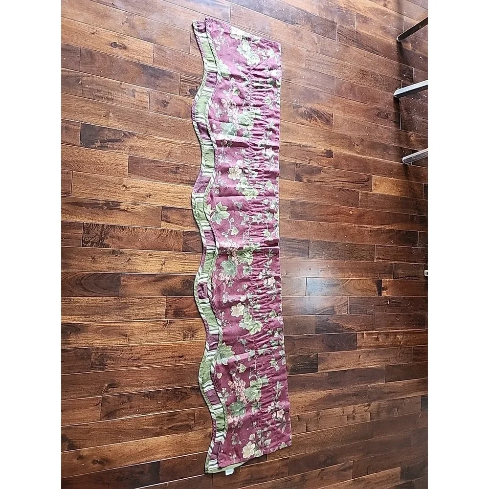WAVERLY Chianti‎ MERLOT RED GRAPES FLORAL striped VALANCE 16X76
